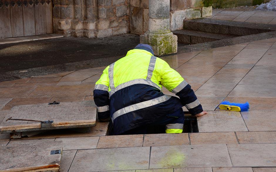 débouchage urgence Vaux-le-Pénil
